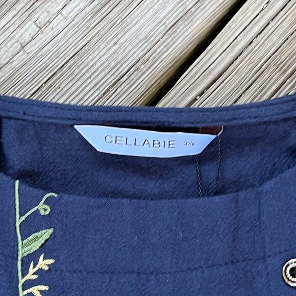 Cellabie Women's Navy Embroidered Linen Blend Top Size 3XL. NEW - Picture 11 of 11